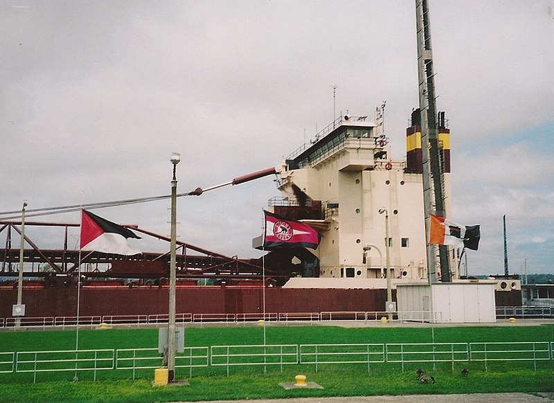 File:Soo Locks August 2003 15.jpg