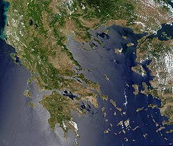Сателитна симка на Гърция, река Сперхей е маркирана със синьо
