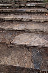 Stone Steps Wide Angle Perspective 1933px.jpg