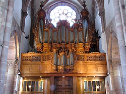 Vue d'ensemble de la tribune et de l'orgue