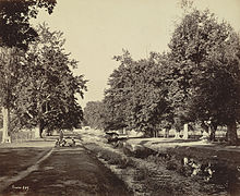 Entrance channel to Shalimar Bagh from Dal Lake, 1864 view The entrance to Shalimar Bagh, Srinagar.jpg