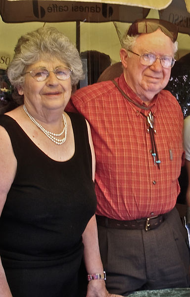 File:Thelma and gerald estrin.jpg