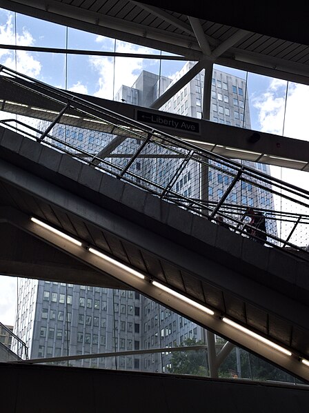 File:Three Gateway Center from Gateway subway station, 2022-09-22, 01.jpg