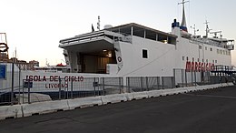 Ferry de l'île de Giglio.jpg