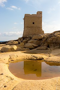 Triq il-Wiesgħa Tower 2 Photograph: Joseph Psaila Licensing: CC-BY-SA-4.0