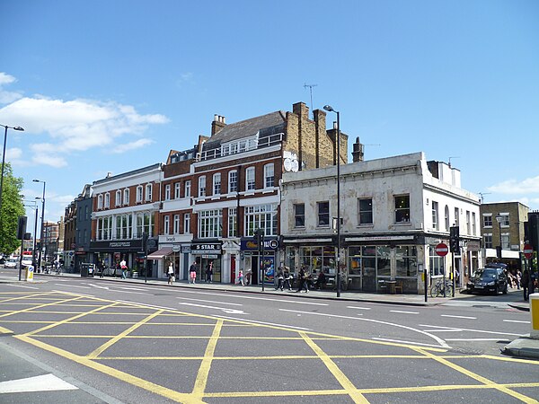 Upper Street, just south of the junction with Essex Road at Islington Green