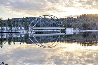 Vägbron över Luleälven vid Vuollerim.