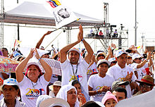 Thousands welcomed Francis in Guayaquil, Ecuador, 6 July 2015. VISITA PAPA FRANCISCO I (19473235041).jpg