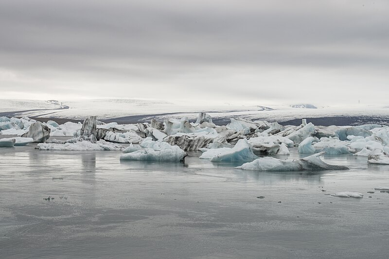 File:Vatnajökull Glacier.jpg