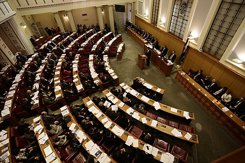 Парламент формирует правительство. Ратификация парламент. Парламент Словении зал. Политические партии Хорватии.