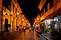 卡耶克里斯羅果（Calle Crisologo）街道夜景