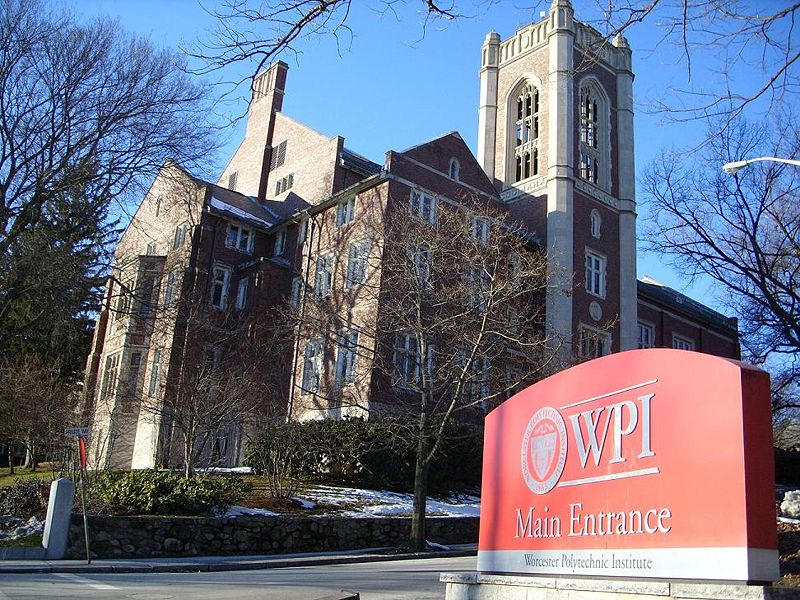 File:WPI Alden Memorial.JPG