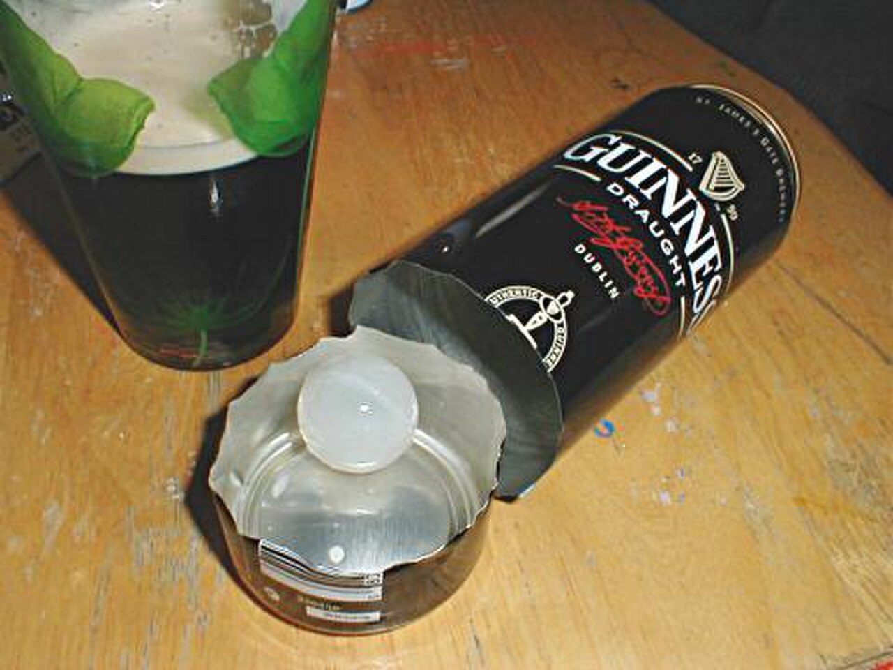 Пиво Guinness с азотной капсулой