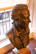 William Herschel Museum - Bust of William Herschel 1.jpg