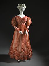 "Woman's_Ball_Gown_LACMA_M.2007.211.939_(1_of_3).jpg" by User:Fæ