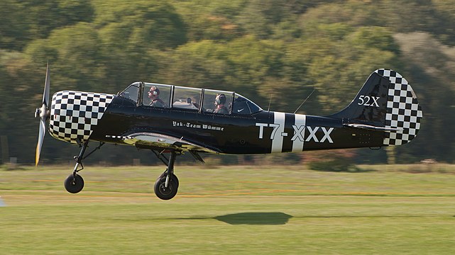 Yakovlev Yak 52 (built in 1983).