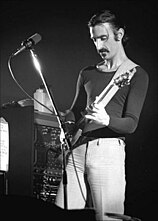 Frank Zappa tillägnade albumet sin då 1 månad gamle son Dweezil (foton från 1977 respektive 2007).