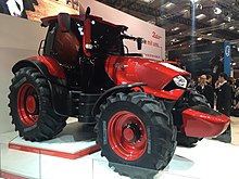 Zetor Concept Tractor by Pininfarina Zetor Tractor.jpg