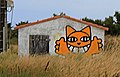 M. Chat à Saint-Clément sur l'île de Ré, sur la D735.