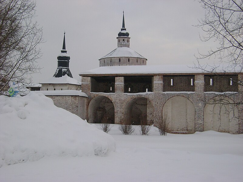 File:Рыболовецкая палатка 20101.jpg