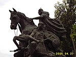 تمثال صلاح الدين الأيوبي - دمشق.JPG