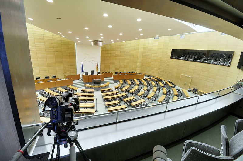 File:13-03-19-landtag-niedersachsen-by-RalfR-036.jpg