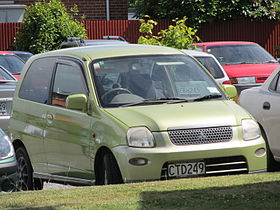 2000 Mitsubishi Pistachio (18353516418) .jpg