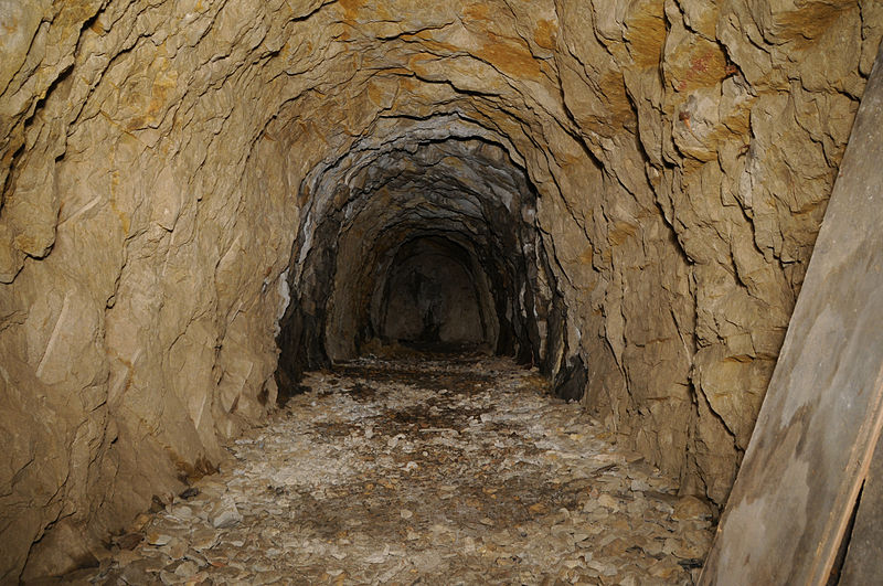 File:2011-03-20-fort-lomont-2.jpg