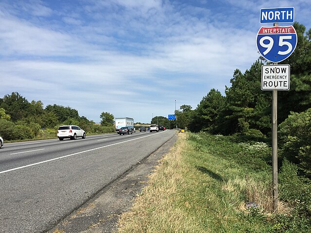 View north along I-95 past MD 216 in Howard County