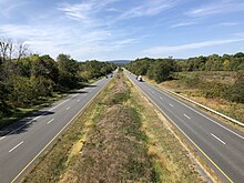 SR 7 westbound in Purcellville, the largest highway in Purcellville 2019-09-27 12 48 03 View west along Virginia State Route 7 (Harry Byrd Highway) from the overpass for Virginia State Route 690 (Hillsboro Road-North 21st Street) in Purcellville, Loudoun County, Virginia.jpg