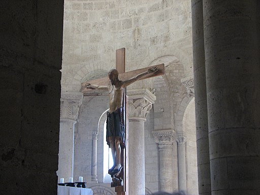 Abbazia di Sant'Antimo - 34 - Il crocifisso dell'altare maggiore