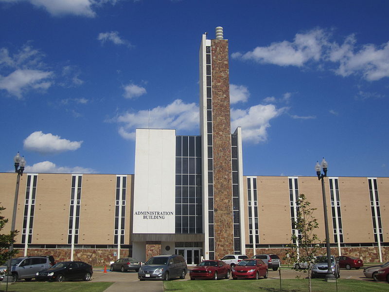 File:Administration Bldg., ULL in Monroe, LA IMG 2767.JPG