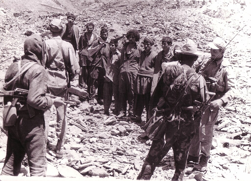 Afgan prisoners in Vardak 1987