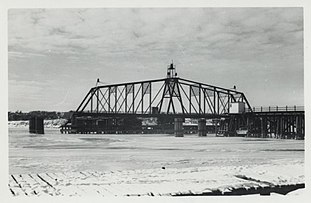 Ahnapee & Western Railroad Bridge.jpg