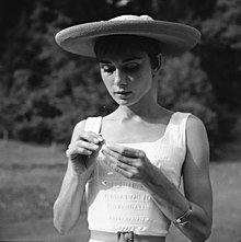 Audrey Hepburn während eines Aufenthalts auf dem Bürgenstock in der Schweiz, Foto: Hans Gerber, 1954, Bildarchiv ETH-Bibliothek Zürich