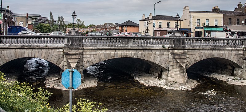 File:Ball's Bridge (Ballsbridge) - panoramio.jpg