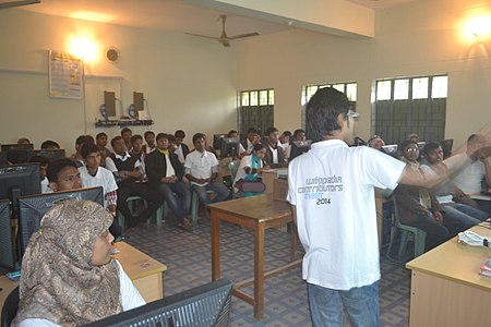 Bangla Wikipedia Workshop at Carmichael College (20).jpg