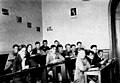 Une classe d'histoire et géographie en 1944.