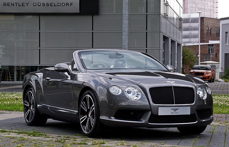 File:Bentley Continental GTC V8 (II) – Frontansicht (1), 18. Juli 2012, Düsseldorf.jpg