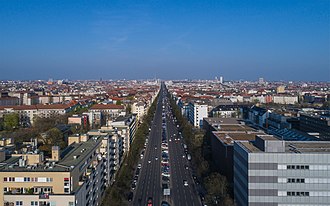 Kaiserdamm in Westend, view to the east Berlin Th-Heuss-Platz UAV 04-2017 img1.jpg