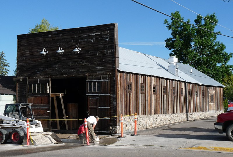 File:Boyds Shop Kalispell.jpg