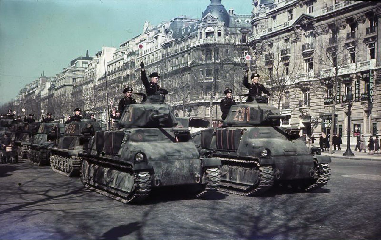 париж в 1945 году