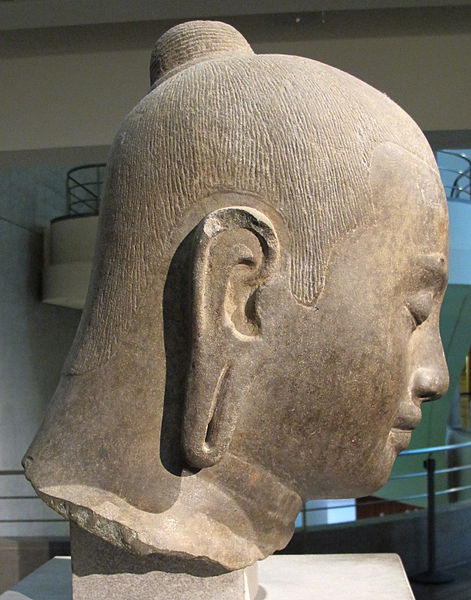 File:Cambogia, presunto ritratto di jayvarman VIII, da regione di angkor, stile di bayon, 1190-1210 ca. 02.JPG