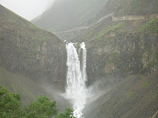 <span class="mw-page-title-main">Changbai Waterfall</span> Waterfall in Jilin, China