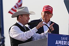 Herbster campaigning with Donald Trump in May 2022 Charles Herbster campaigning with Donald Trump.jpg
