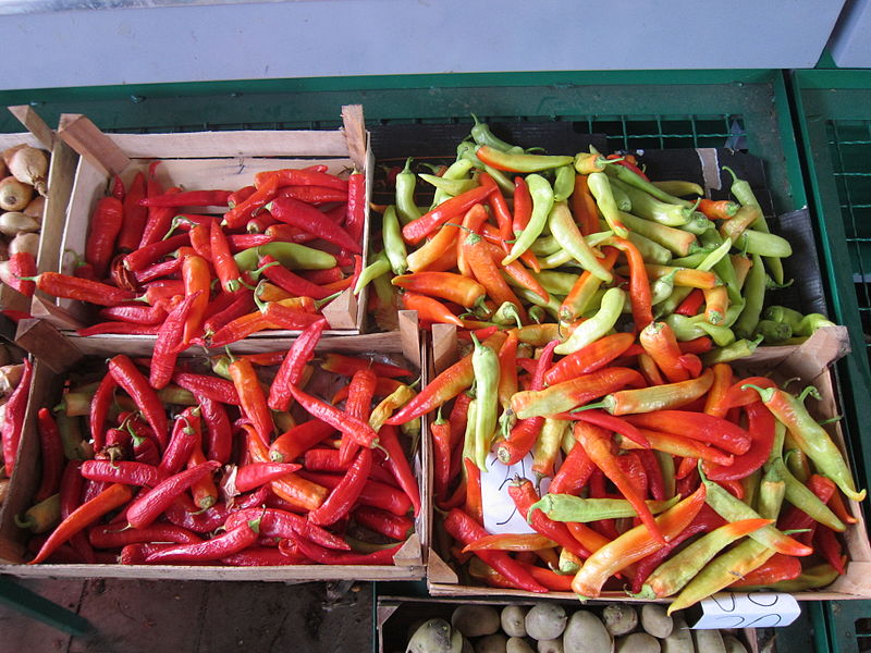 File:Chili Peppers @ the Bazaar (14876223654).jpg