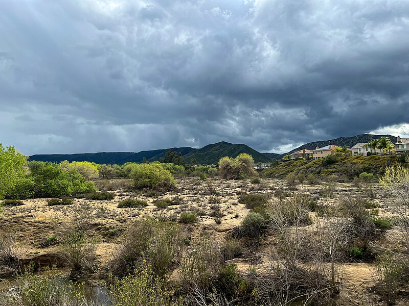 File:Cloudy Spring in Murrieta Creek 2.jpg