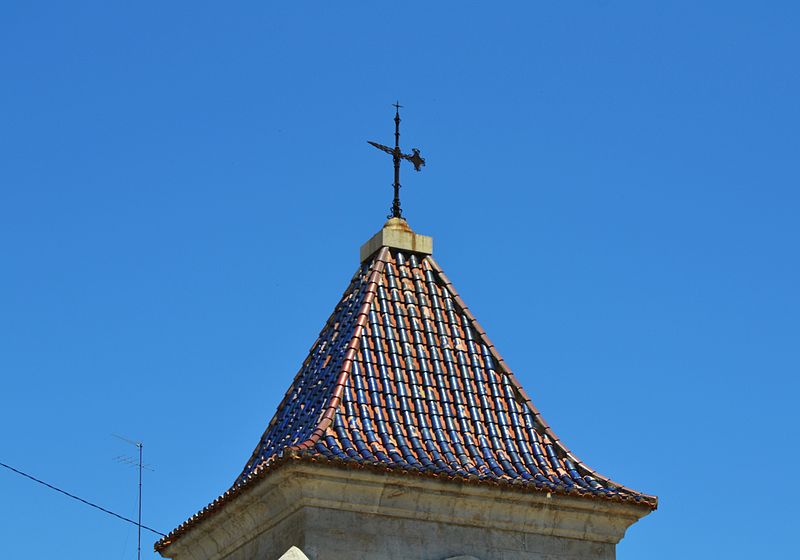 File:Coberta i penell, creu coberta del carrer de sant Vicent, València.JPG