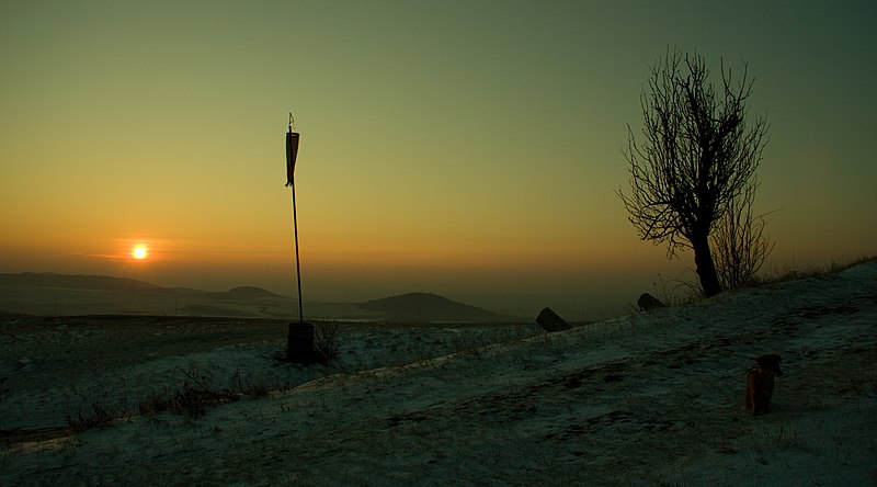 File:Cold Morning - panoramio.jpg