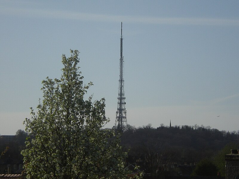 File:Croydon Transmitter.JPG